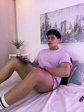 Snapshot of __armin chatting on March 27, 7:06 am armin online show from March 27, 7:06 am