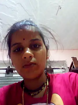 Raveena0990 online show from May 14, 2:58 pm