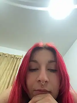 Amelie-RedHoney online show from May 11, 4:36 am