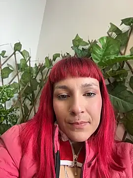 Amelie-RedHoney online show from June 7, 6:02 pm
