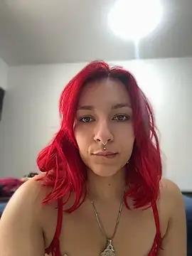 Amelie-RedHoney online show from April 12, 6:44 pm