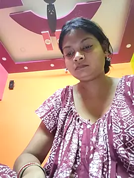 Snapshot of itz-priya chatting on April 3, 9:32 pm itz-priya online show from April 3, 9:32 pm