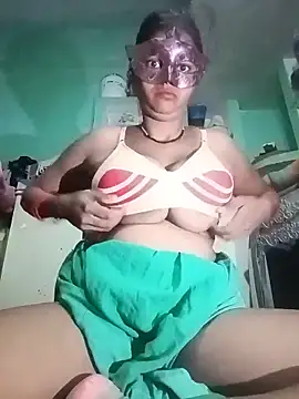 hotpussyxxx777 online show from June 15, 9:47 pm
