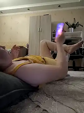  Yourpussy  online show from April 15, 2:43 pm