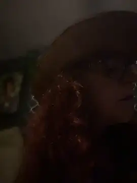 Snapshot of SweetLacy chatting on July 11, 6:35 am SweetLacy online show from July 11, 6:35 am