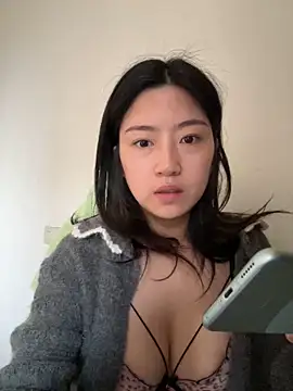 Olivia PINK0322 online show from May 3, 11:04 am