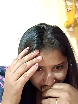 Snapshot of Tridha_2 chatting on May 28, 1:06 pm Tridha 2 online show from May 28, 1:06 pm