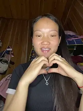 Jolinie online show from March 31, 4:47 am