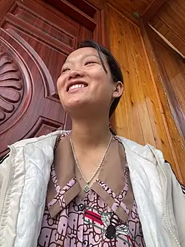 Jolinie online show from April 4, 1:45 am