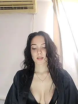icedrosemarye online show from April 24, 9:33 am