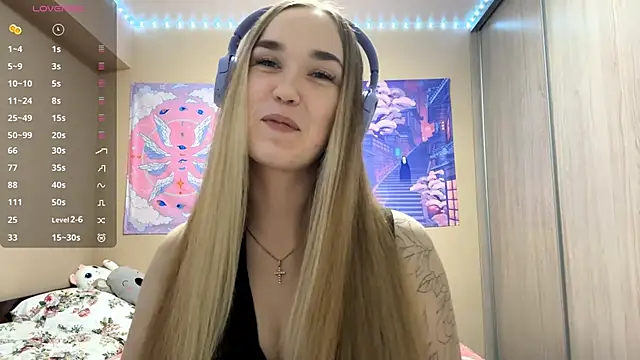 DenitaSpace online show from March 28, 2:07 pm
