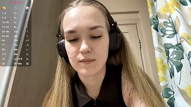 DenitaSpace online show from April 18, 2:41 pm