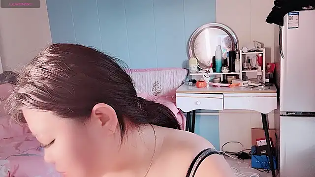 Snapshot of zhenzhen_bb chatting on March 30, 5:53 am zhenzhen bb online show from March 30, 5:53 am