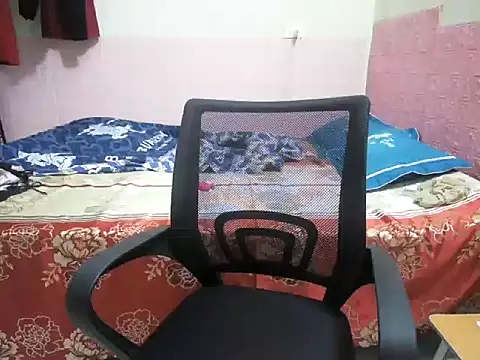 Snapshot of lusa_baby chatting on May 23, 1:21 pm lusa baby online show from May 23, 1:21 pm