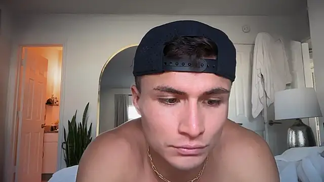 nicoferraroxx online show from March 22, 9:16 pm