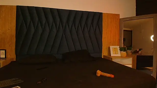 MeganEvanss   online show from May 9, 2:15 am