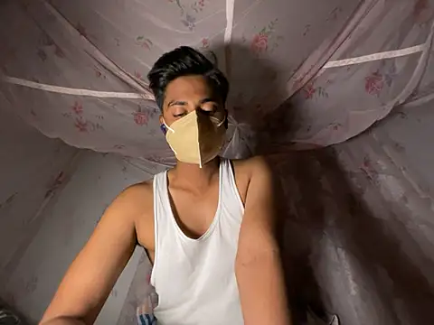 sinner2511 online show from March 31, 4:31 pm