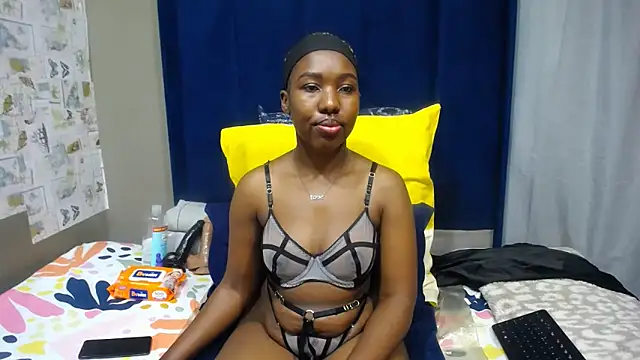 Candylips22 online show from May 30, 8:58 pm