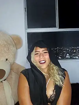 Nayaraluz online show from March 23, 2:22 am