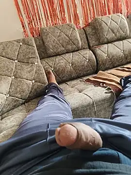 B S0051 online show from June 27, 12:22 pm