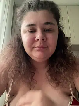 curly elise online show from March 24, 11:10 am