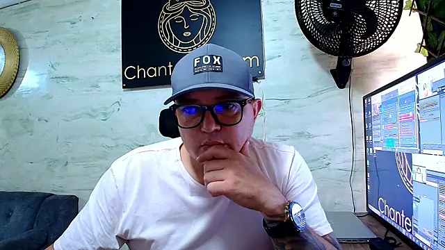 maximo daddy online show from April 29, 2:54 pm
