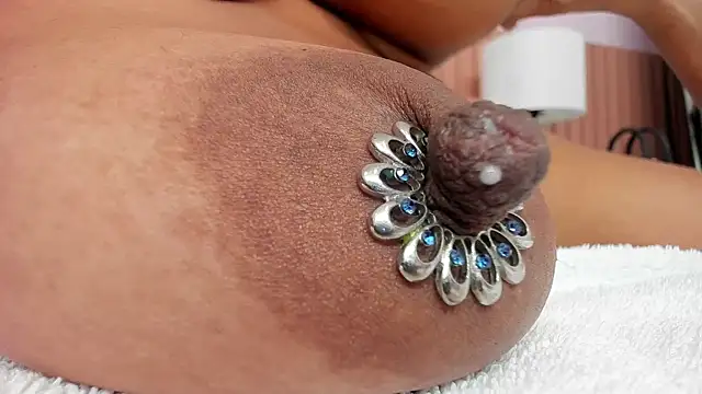 zara lopez online show from November 6, 7:07 pm