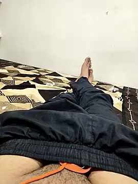 Snapshot of prince_the_Mbull chatting on May 5, 8:23 pm prince the Mbull online show from May 5, 8:23 pm