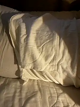 Kadenj92 online show from March 23, 4:18 pm