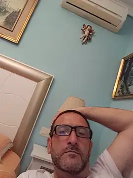 DanTrov79 online show from May 23, 8:52 pm