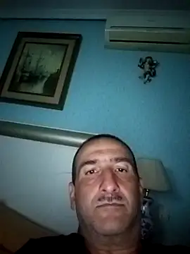 DanTrov79 online show from May 12, 8:26 pm