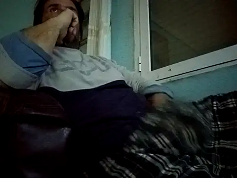 DanTrov79 online show from April 28, 8:13 pm