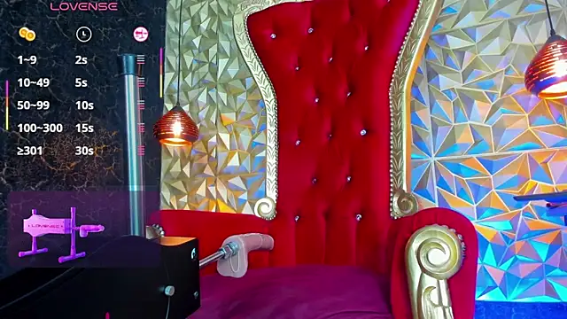 Divaluna  online show from March 28, 11:39 pm