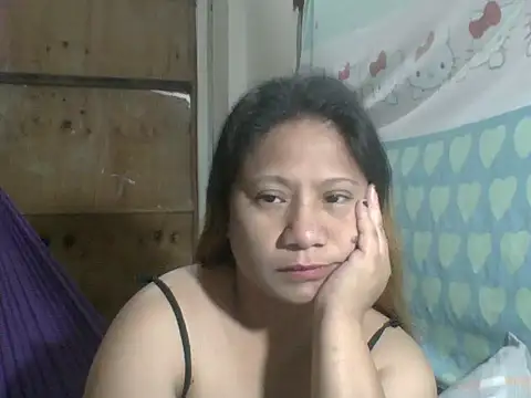 PinayChristine online show from March 25, 6:18 pm
