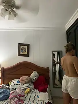 valvam  online show from May 26, 6:33 am