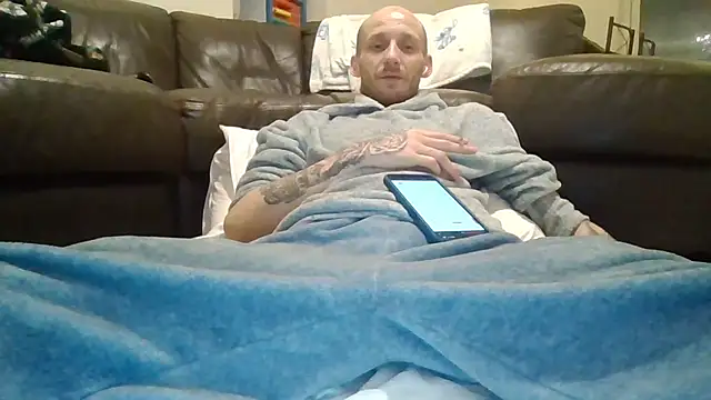 feetlovrr94 online show from March 30, 1:29 am