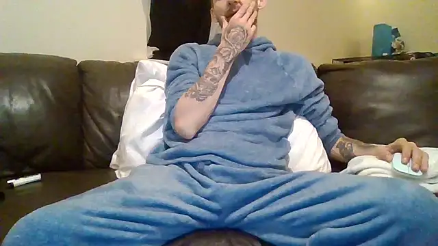feetlovrr94 online show from April 9, 1:40 am