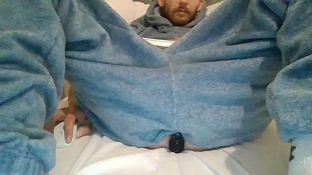 feetlovrr94 online show from May 3, 10:31 am