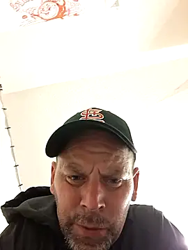 middickstroking online show from May 9, 5:33 am