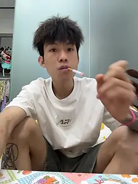 zzzzppp3 online show from June 28, 2:40 am