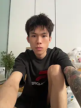 zzzzppp3 online show from May 16, 1:48 am