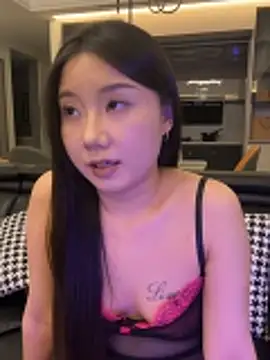 xiaoxiong168 online show from April 2, 2:57 pm