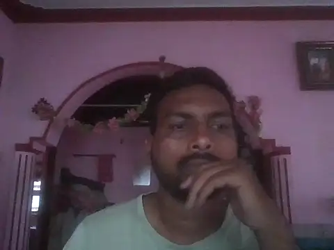 Snapshot of sai9910 chatting on July 19, 8:34 am sai9910 online show from July 19, 8:34 am
