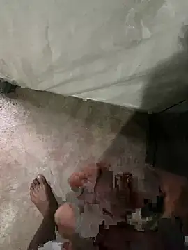 Snapshot of BigdickHL22 chatting on March 23, 8:03 am BigdickHL22 online show from March 23, 8:03 am