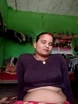 Snapshot of Shivani09900 chatting on May 30, 5:47 am Shivani09900 online show from May 30, 5:47 am