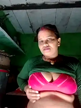 Snapshot of Shivani09900 chatting on June 30, 7:58 pm Shivani09900 online show from June 30, 7:58 pm