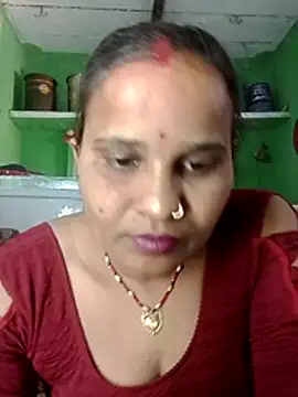 Snapshot of Shivani09900 chatting on May 29, 8:20 am Shivani09900 online show from May 29, 8:20 am