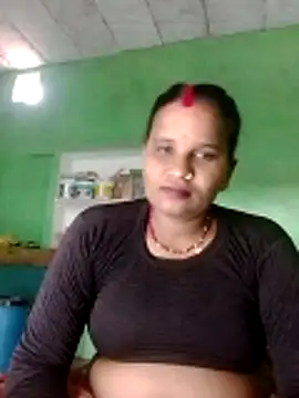 Snapshot of Shivani09900 chatting on June 11, 6:10 am Shivani09900 online show from June 11, 6:10 am