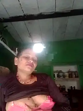 Snapshot of Shivani09900 chatting on June 27, 12:22 pm Shivani09900 online show from June 27, 12:22 pm