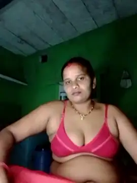 Snapshot of Shivani09900 chatting on June 11, 9:01 pm Shivani09900 online show from June 11, 9:01 pm